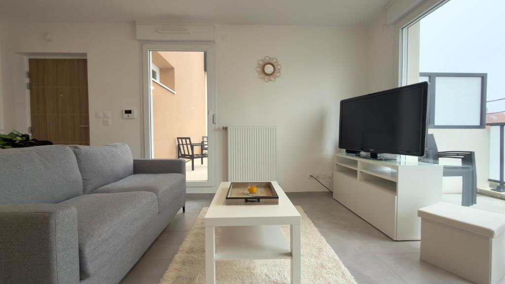 Et tv og/eller underholdning på Le Mignon - T2 - 4 personnes - Combe Persil