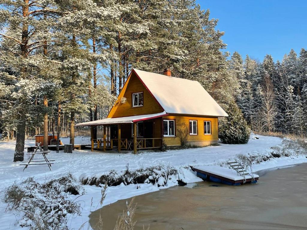 Φυσικό τοπίο κοντά σε αυτή η παραθεριστική κατοικία