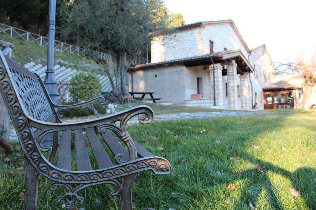 Ogród w obiekcie Agriturismo Il Casale