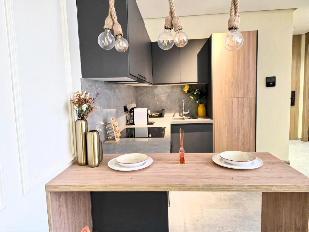 Nhà bếp/bếp nhỏ tại Casablanca METROPOL Suites