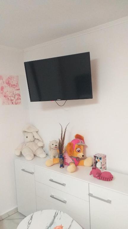 Μια τηλεόραση ή/και κέντρο ψυχαγωγίας στο Casa taraneasca Marika