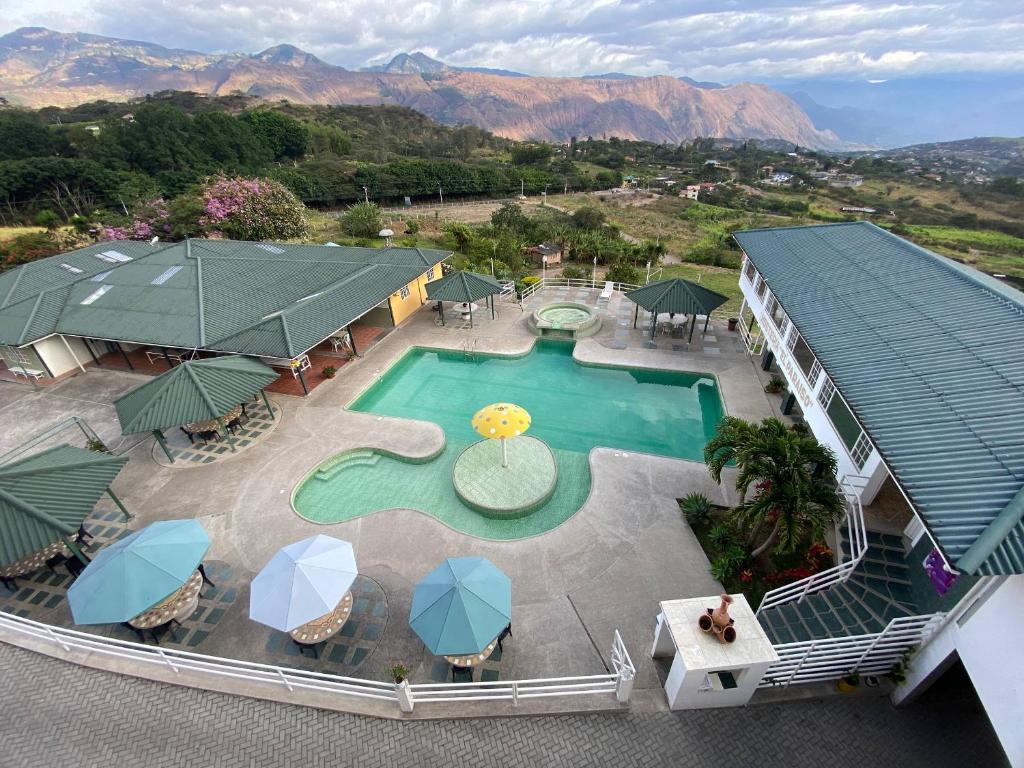 Γενική θέα στο βουνό ή θέα στο βουνό από  αυτό το πανδοχείο