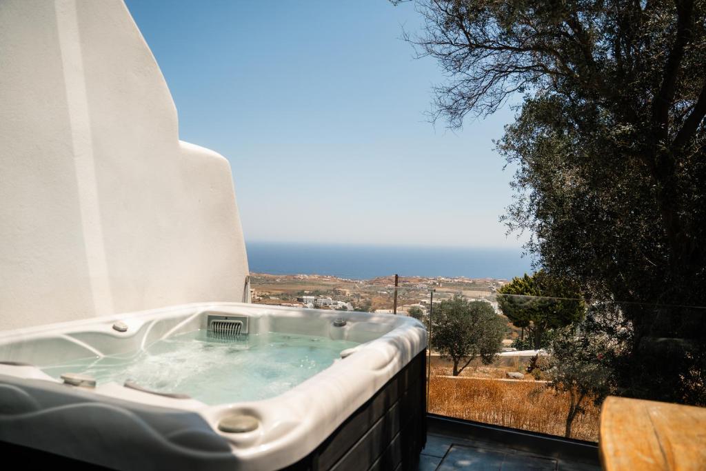Suite Supérieure avec Bain à Remous - Vue sur Mer