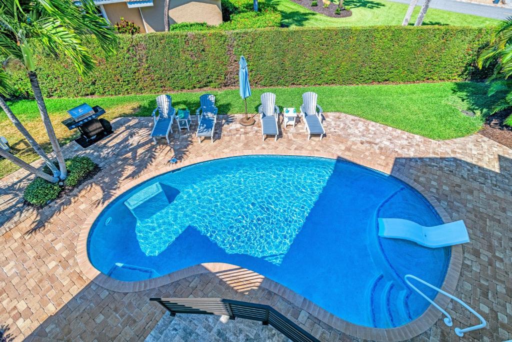 Πισίνα στο ή κοντά στο The Sun Dial - 827