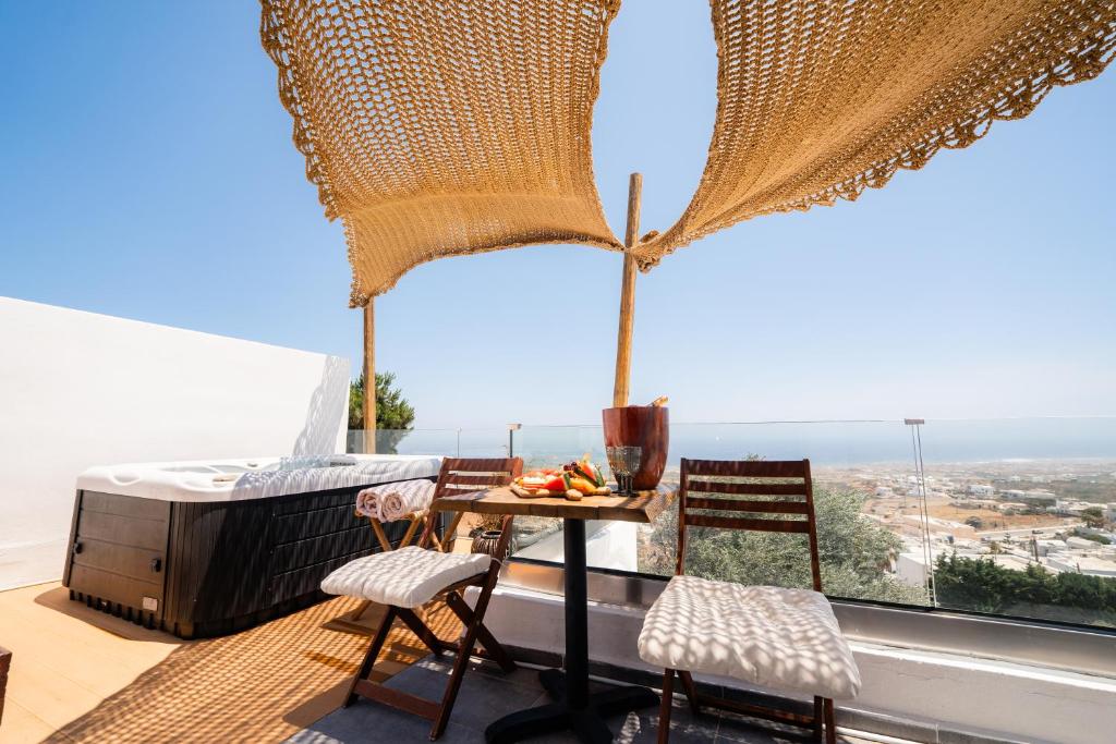 Divino Suites photo