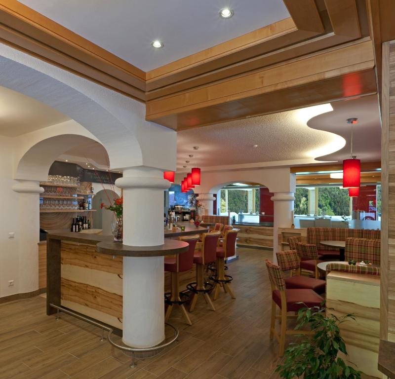 Restaurace v ubytování Hotel Nagglerhof am Weissensee