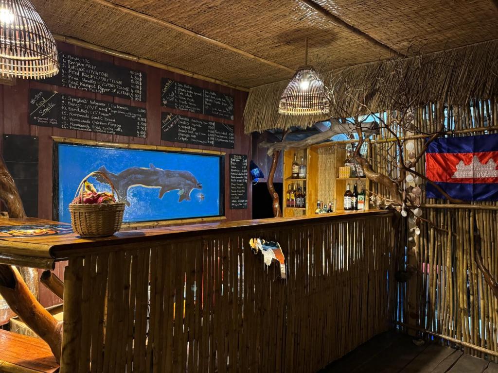 Ο χώρος του lounge ή του μπαρ στο Sea PoeTree