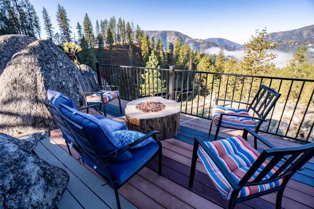 Curated visual reference: Private Off Grid Penthouse Apartments For Sale With Private Patio Reference: The Domestead A Private Off Grid Glamping Experience Garden Valley