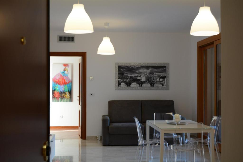 A seating area at La Mia Casa Romana