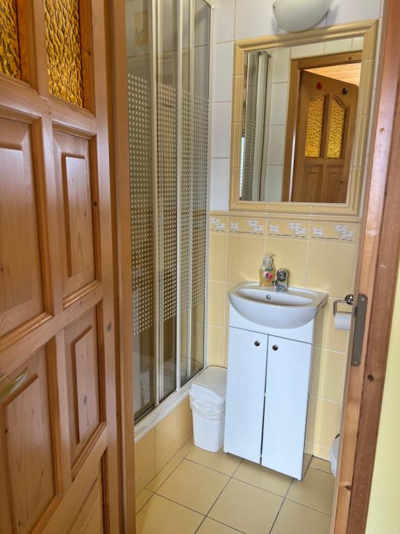 Ένα μπάνιο στο Dom Wypoczynkowy Góra&Vita