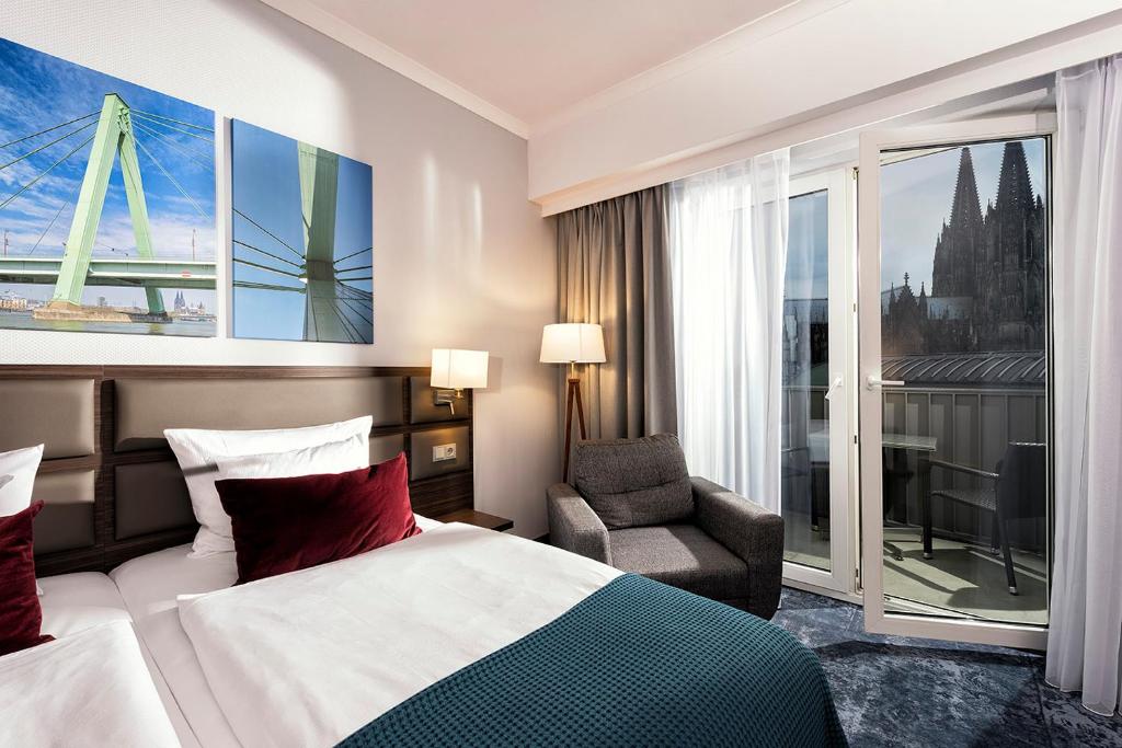 Postel nebo postele na pokoji v ubytování 1 ZKB Komfort Apartment Nähe Stadtzentrum Köln & DOM