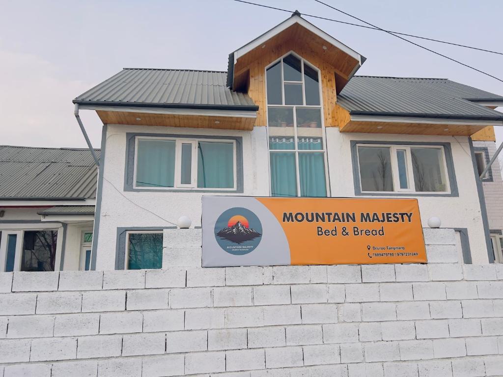 Certifikát, hodnocení, plakát nebo jiný dokument vystavený v ubytování Mountain Majesty