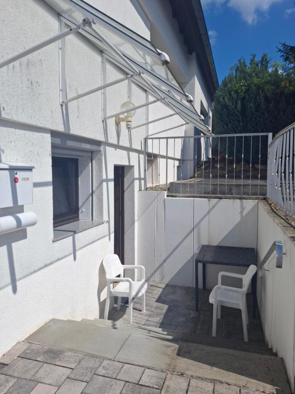 Balkón nebo terasa v ubytování Perfekt für Firmen, Pendler, berufliche Übernachtungen