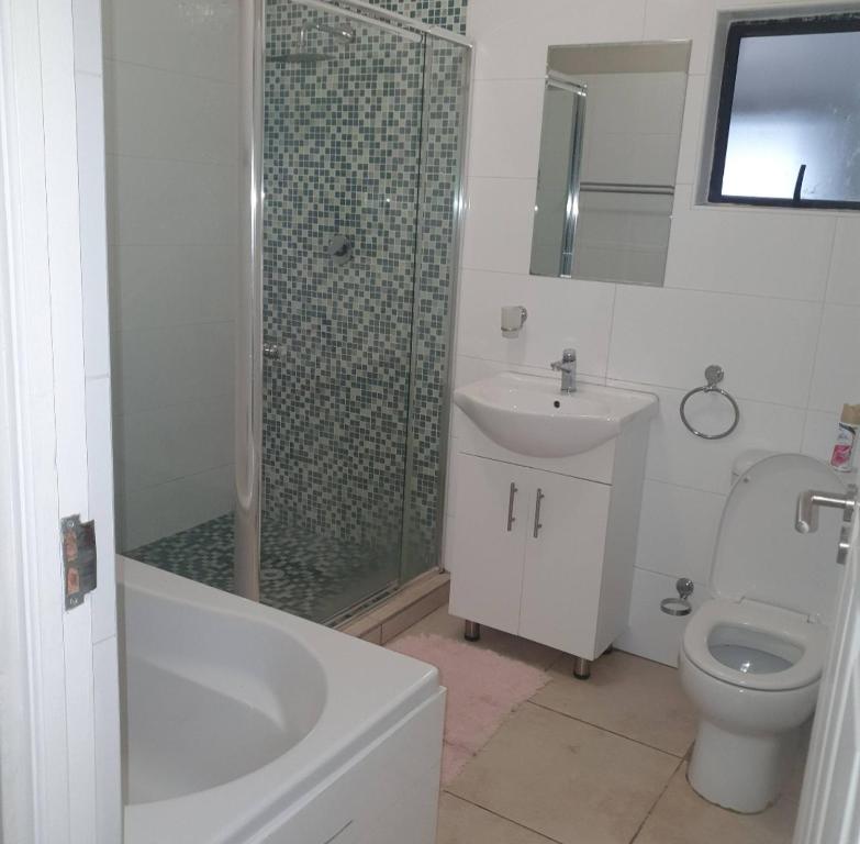 Ванная комната в 106 Barracuda Self-catering