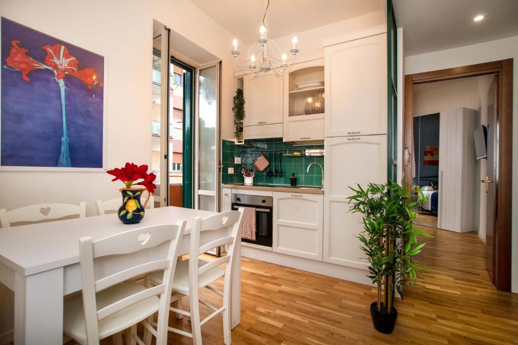 Amaryllis Apartment, in the Heart of Appio Latino