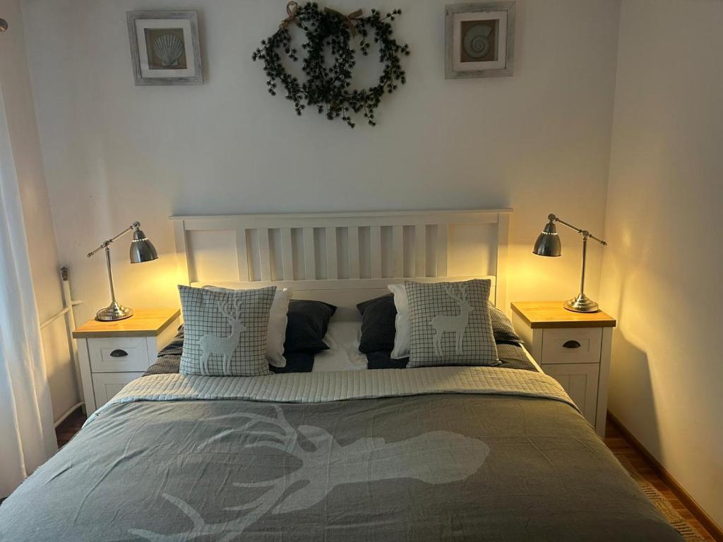 Ένα ή περισσότερα κρεβάτια σε δωμάτιο στο Lux Plus apartament Chodzież, Zwycięstwa 13