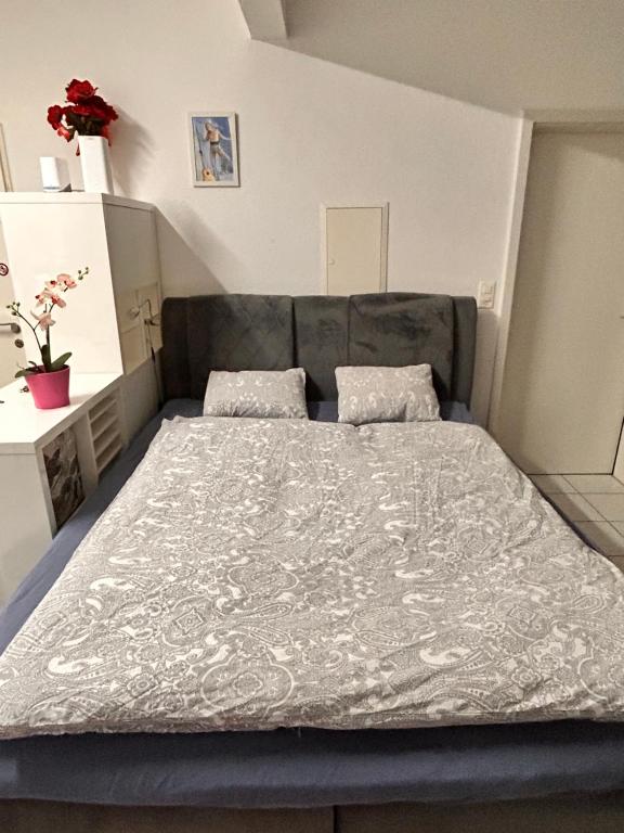 Ένα ή περισσότερα κρεβάτια σε δωμάτιο στο Soleur