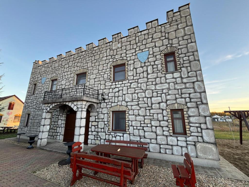 Φωτογραφία από το άλμπουμ του Piramis Pihenőpark σε Demjén