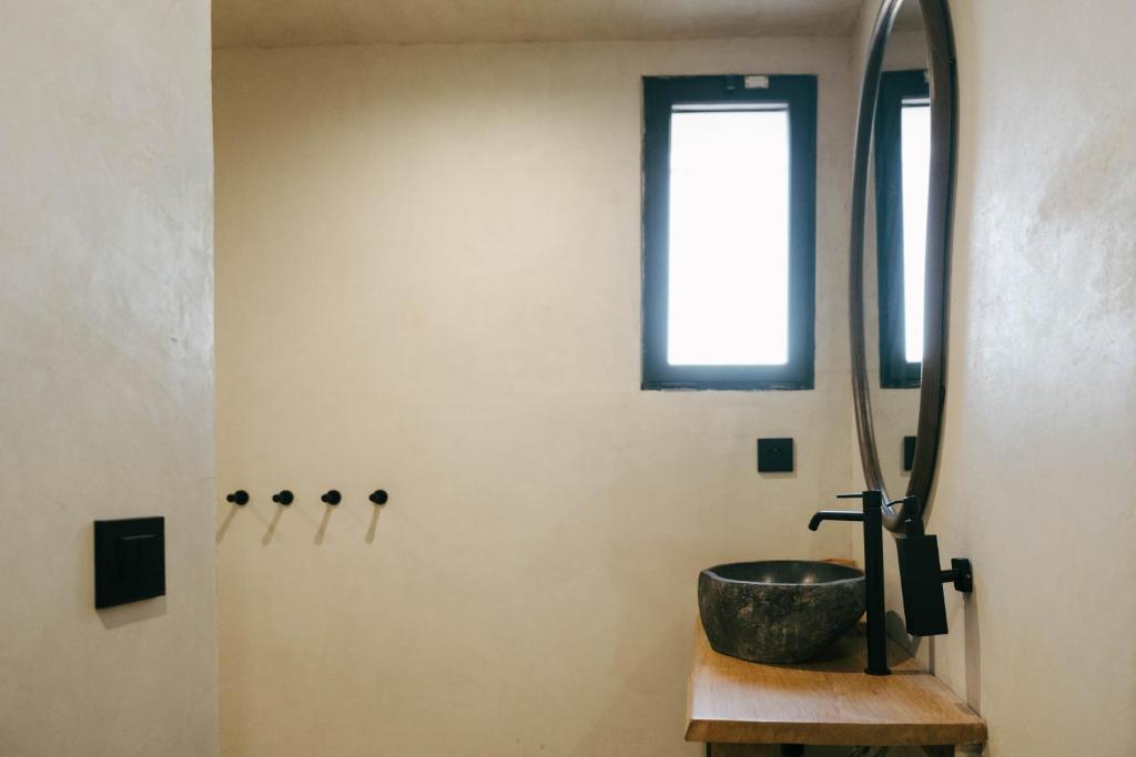 Φωτογραφία από το άλμπουμ του Le Domaine de la mer - Beach hotel Nature&Authenticité Hyères σε Ιέρ