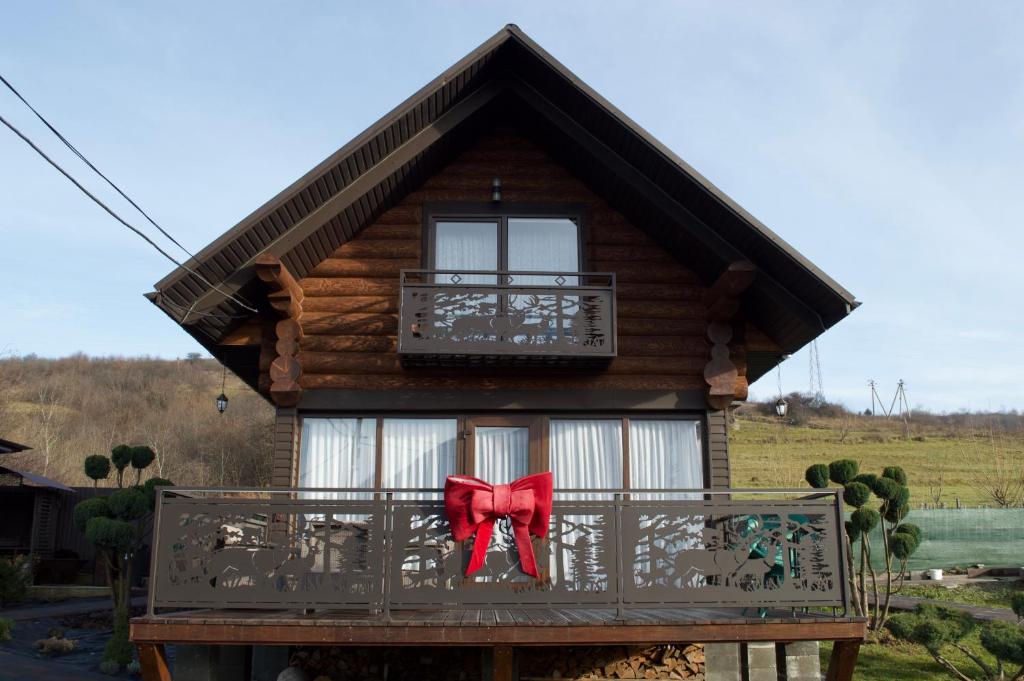 Το κτήριο όπου στεγάζεται  το διαμέρισμα