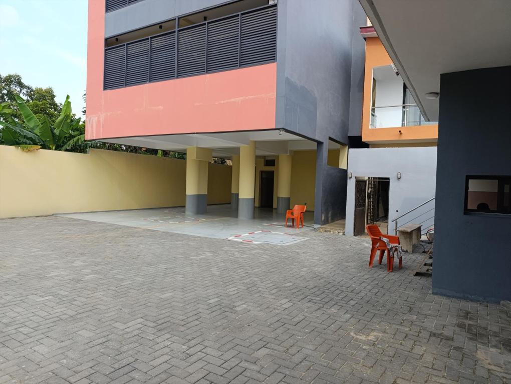 Το κτήριο όπου στεγάζεται  το διαμέρισμα