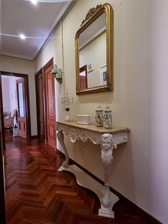 Casa de Lorca - Three-Bedroom Apartment