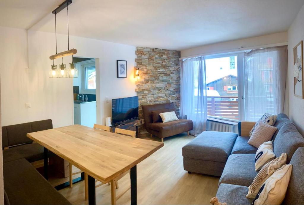 Posezení v ubytování Best views and location in Leukerbad!