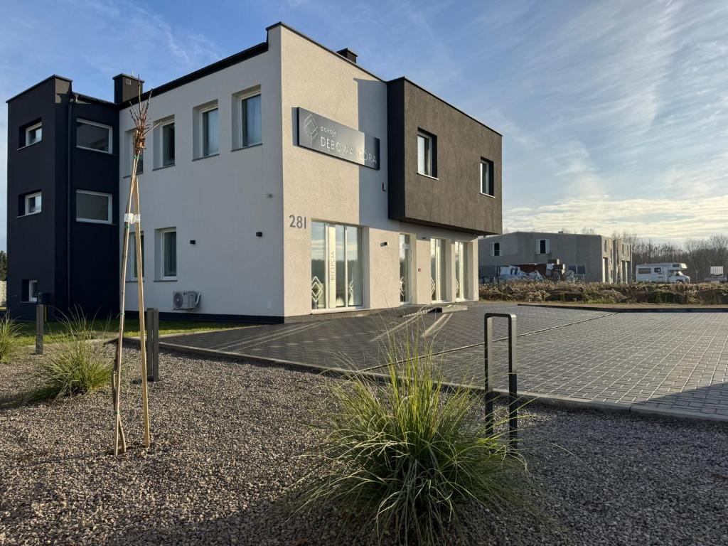 Το κτήριο όπου στεγάζεται  το ξενοδοχείο