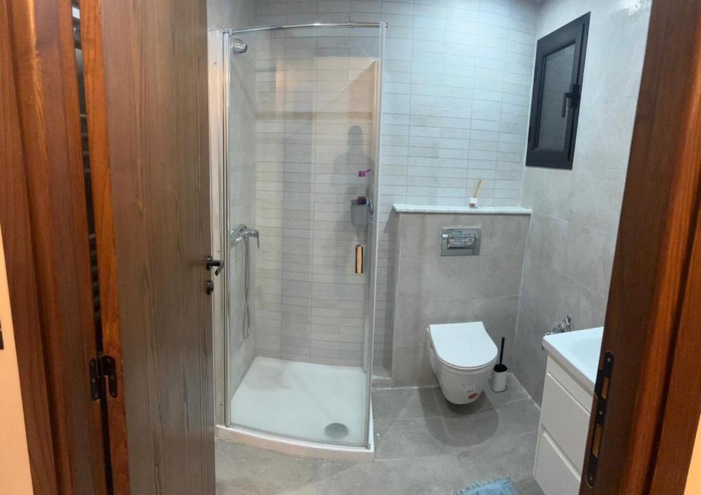 Ένα μπάνιο στο El Aouina al wahate