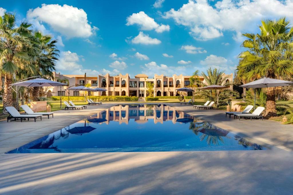 Bazén v ubytování Palais Nouhass nebo v jeho okolí