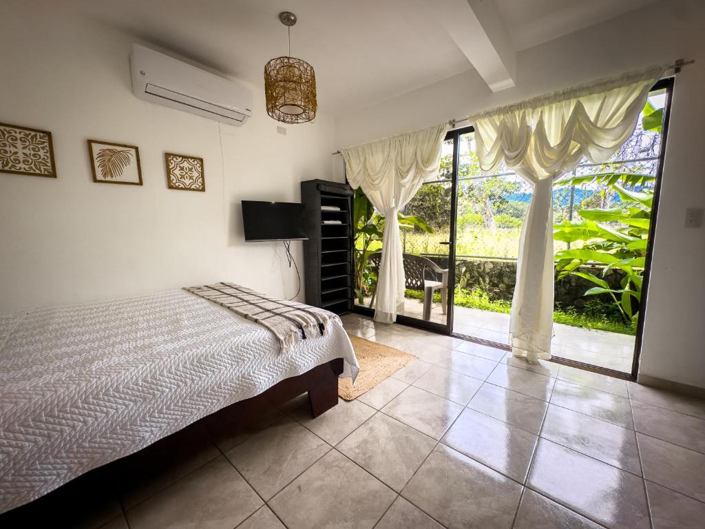 Imagen de la galería de Emma Hotel Jaco, en Jacó