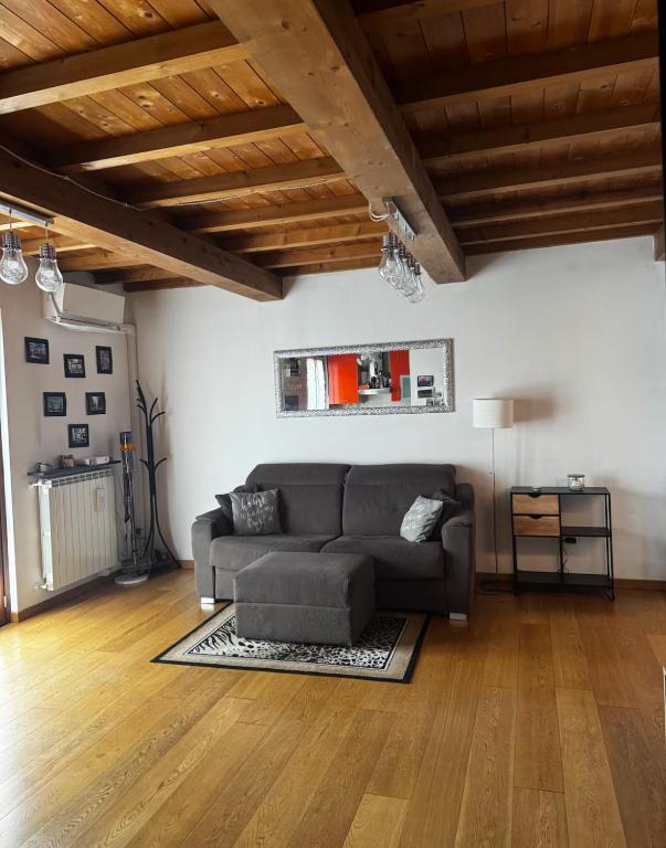 Posezení v ubytování Monolocale di Kris