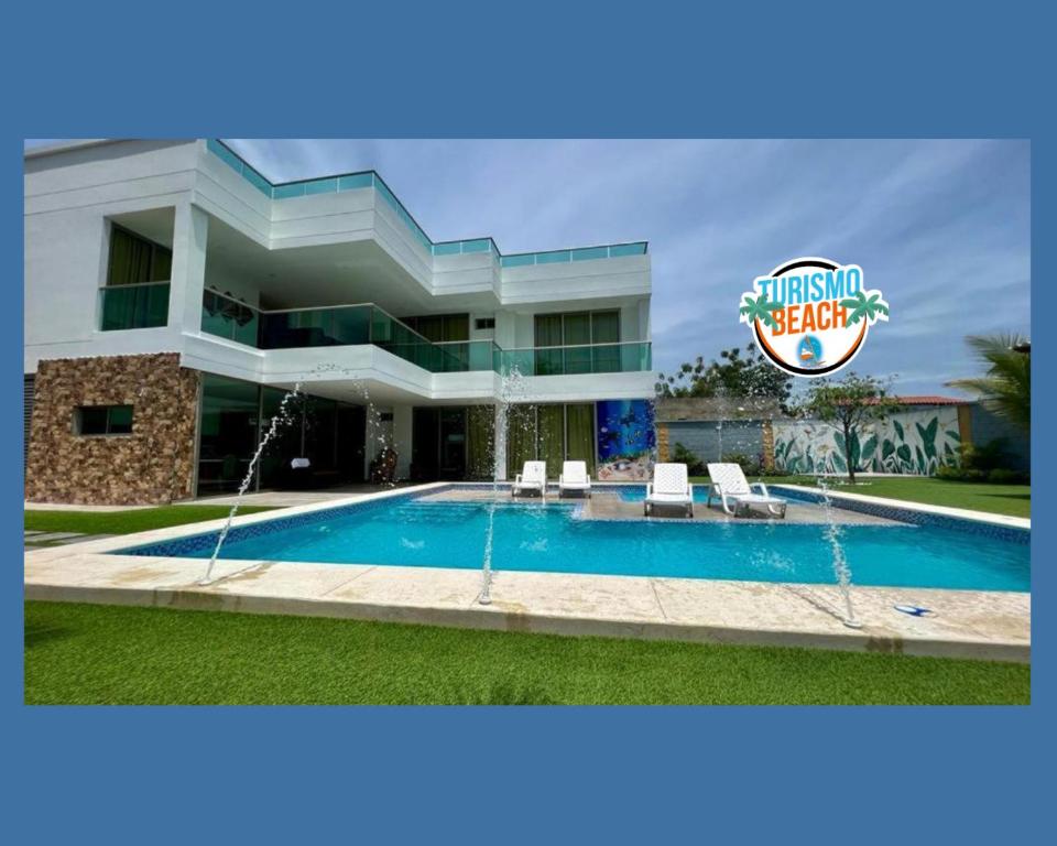 Bazén v ubytování Palmares Beach nebo v jeho okolí