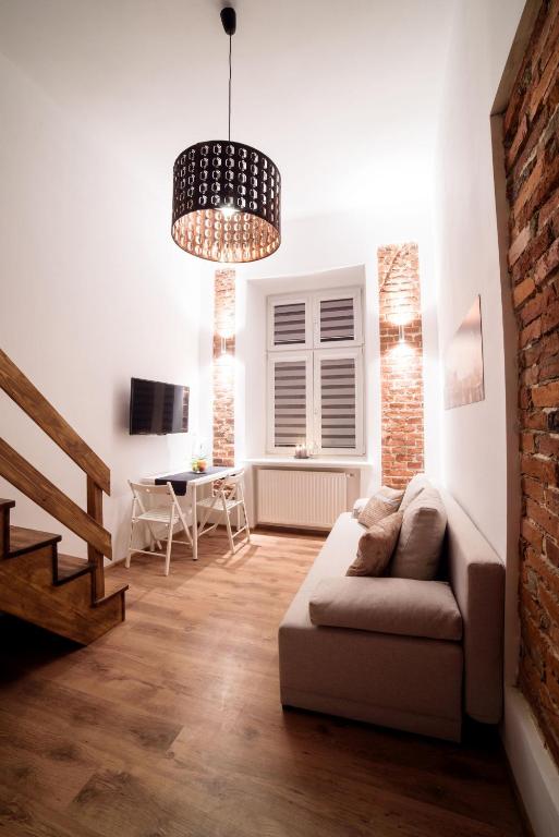 Cracow Rent Apartments - spacious apartments for 2-7 people in quiet area - Kolberga Street nr 3 - 10 min to Main Square by foot - Duplex Apartment