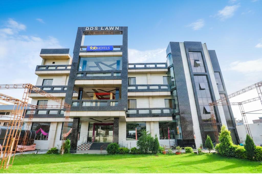 El edificio en el que está el hotel