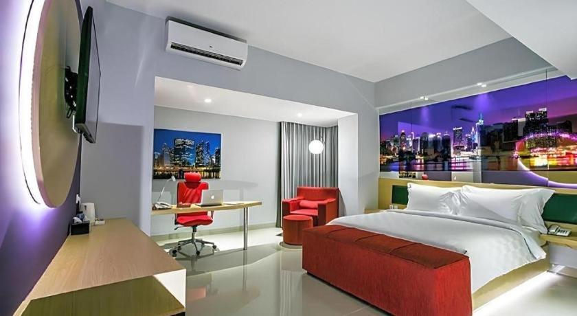 Khu vực ghế ngồi tại G Suites Hotel By AMITHYA