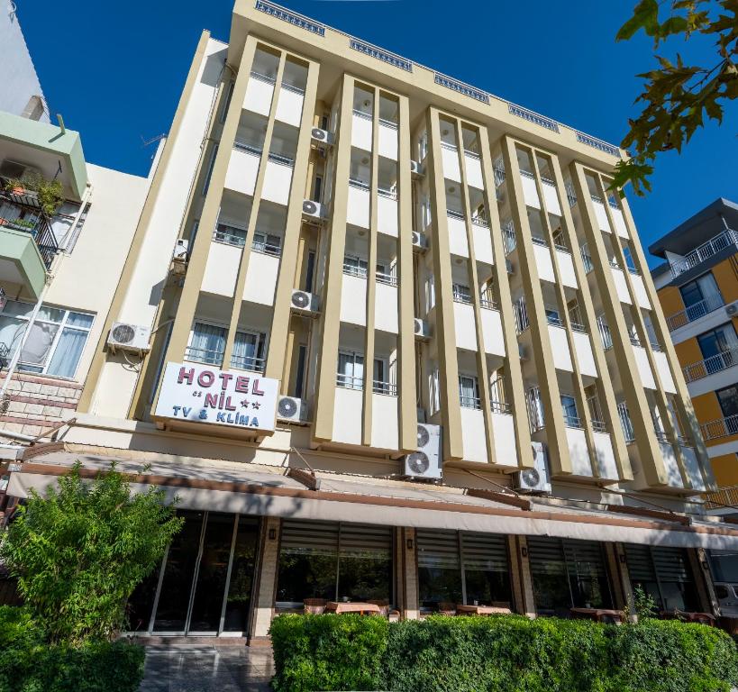 Το κτήριο όπου στεγάζεται  το ξενοδοχείο