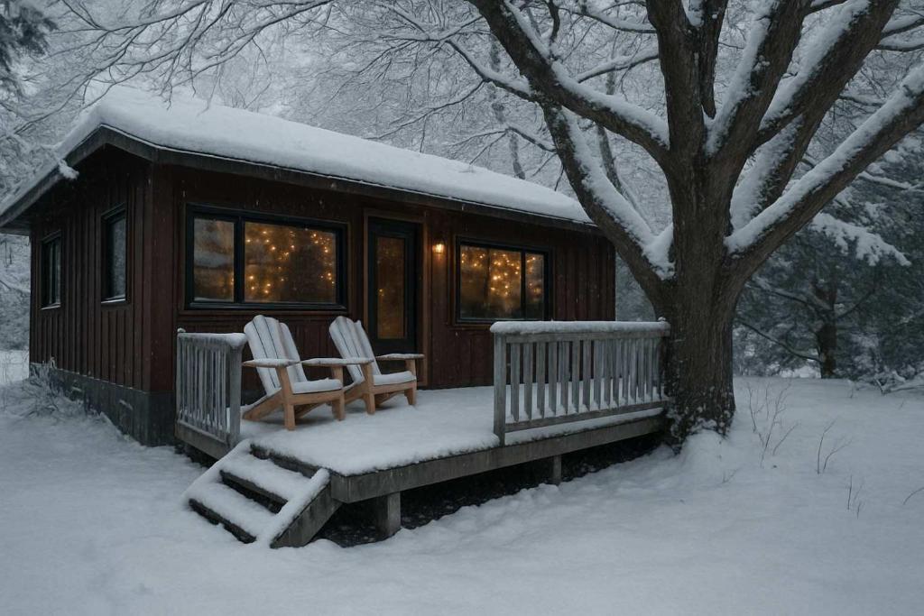 3-Bedroom Cottage #1 - Sand Bay om vinteren