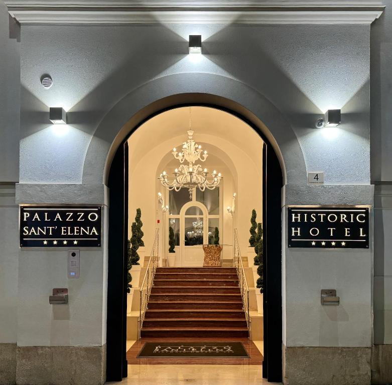 Η πρόσοψη ή η είσοδος του Palazzo Sant'Elena Historic Hotel
