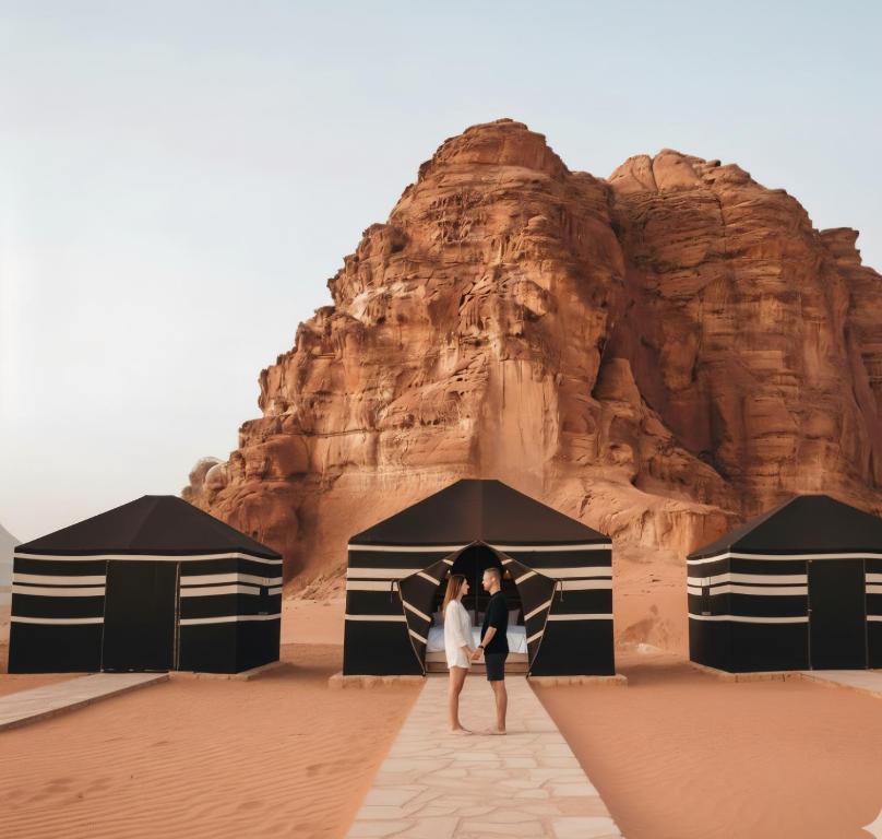 Гости Golden Day Bedouin Camp