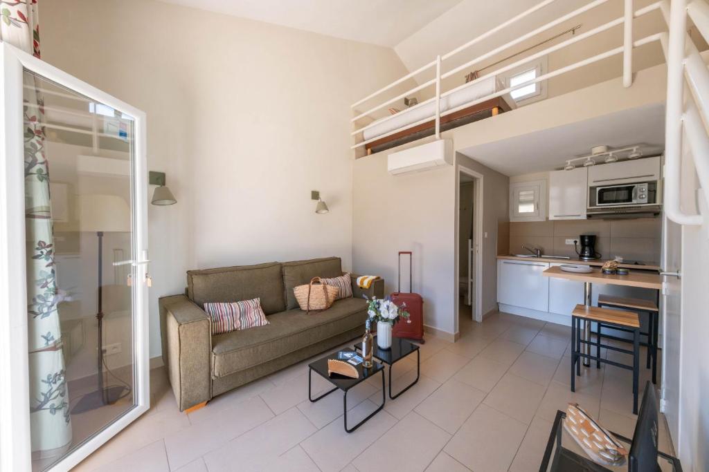 Les appartements de l'Helios - Ile des Embiez - King Studio With Sofa Bed