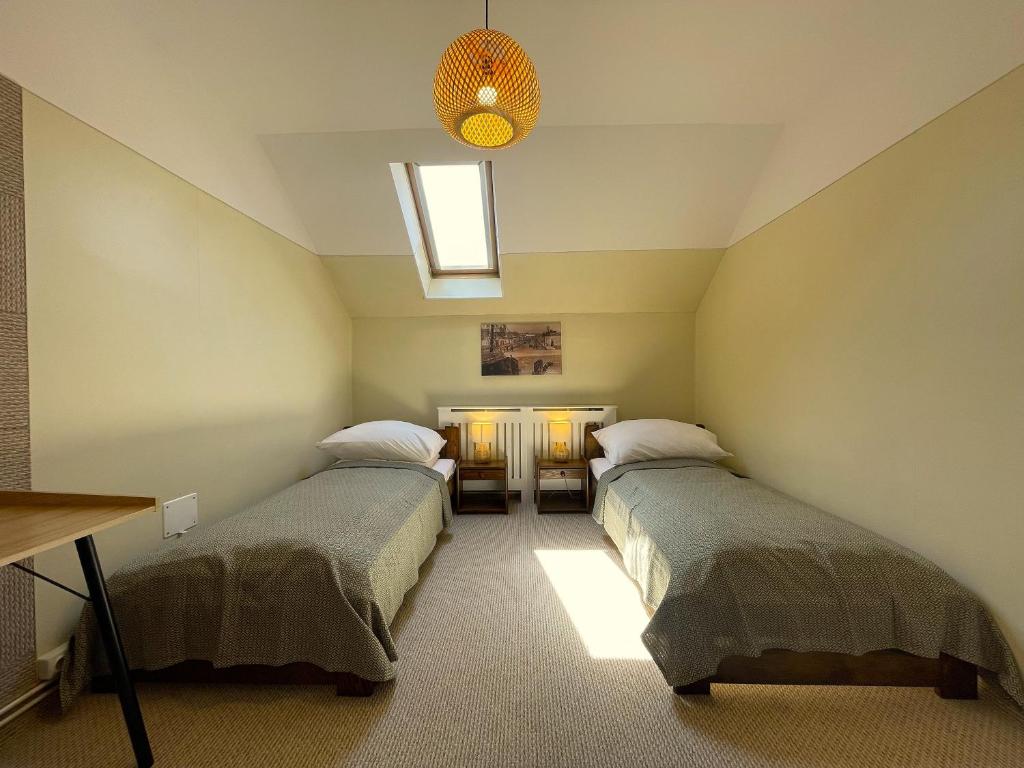 Teka Guesthouse - Deluxe Triple Room