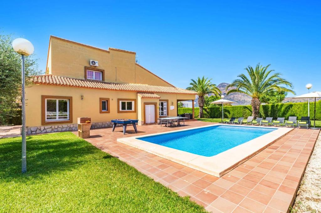 Villa Elefante by Villa Plus