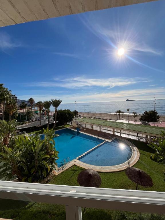 Primera línea de playa Poniente