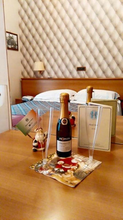 Nápoje v ubytování Hotel Assisi