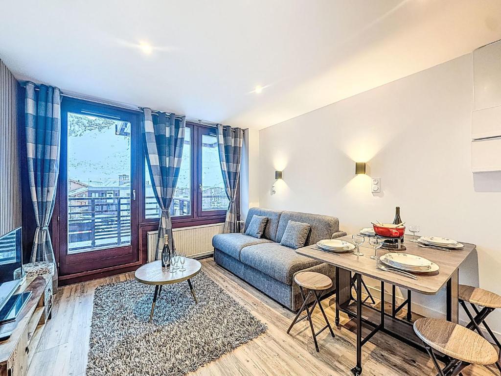 Studio Le Curling B - Val Claret-44 by Interhome