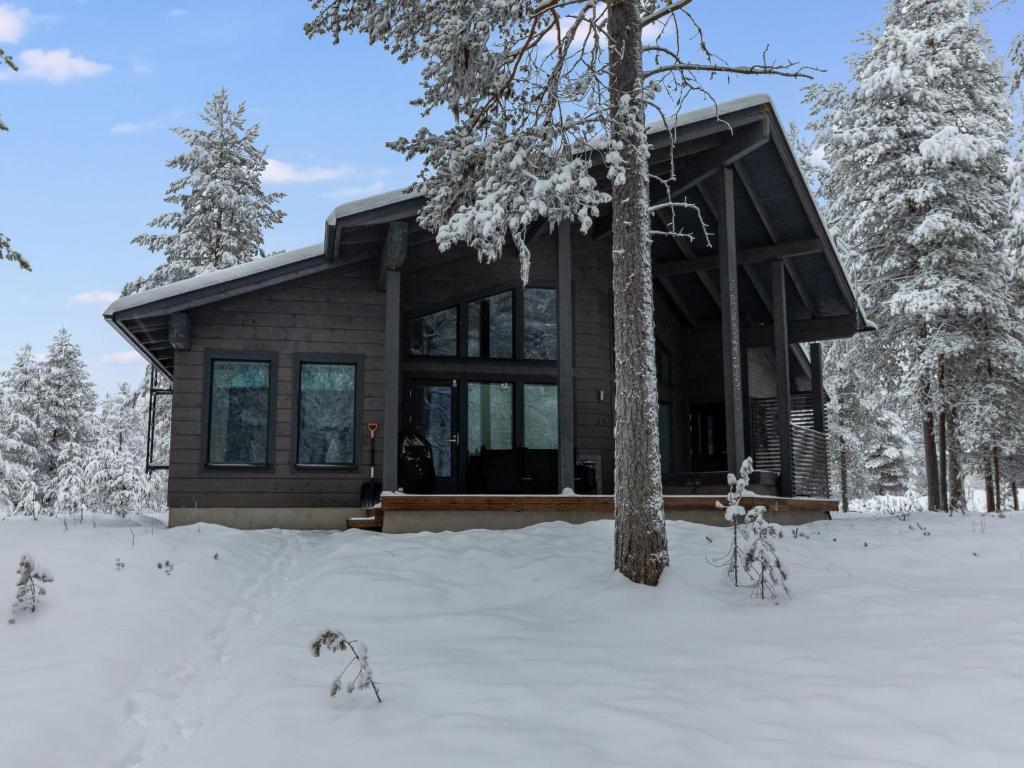 Holiday Home Nuunalahti by Interhome om vinteren