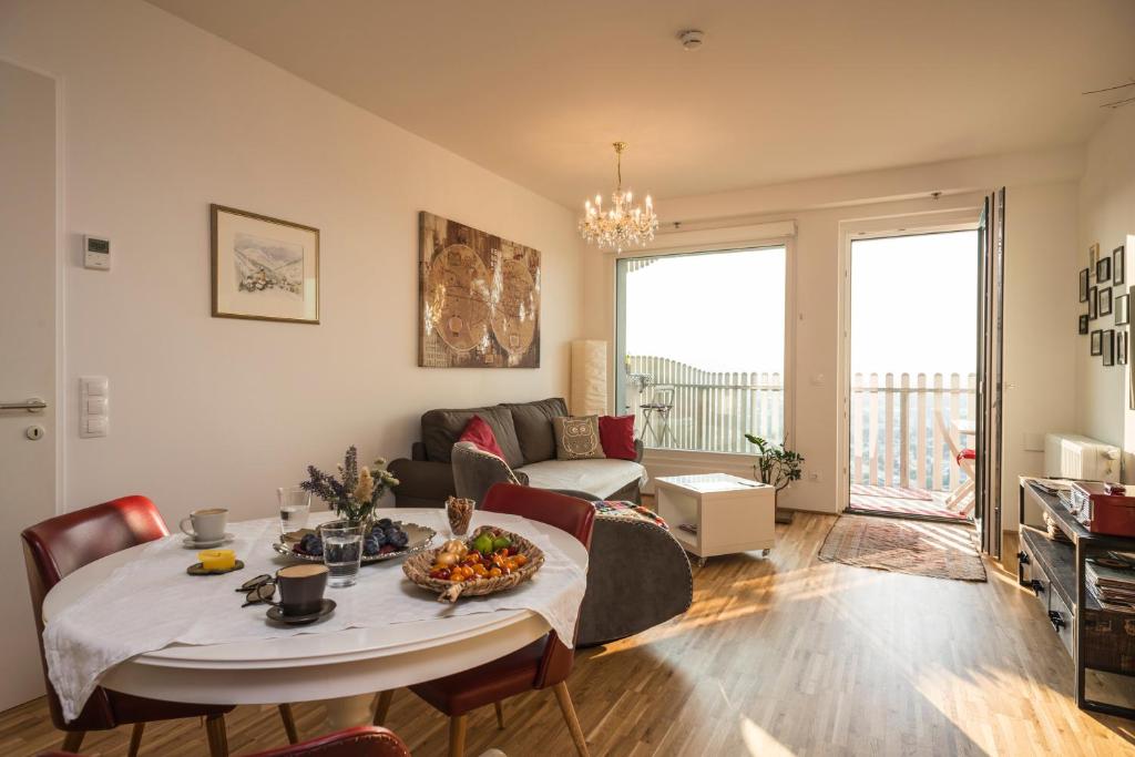 Posezení v ubytování Sky View Apartment Vienna