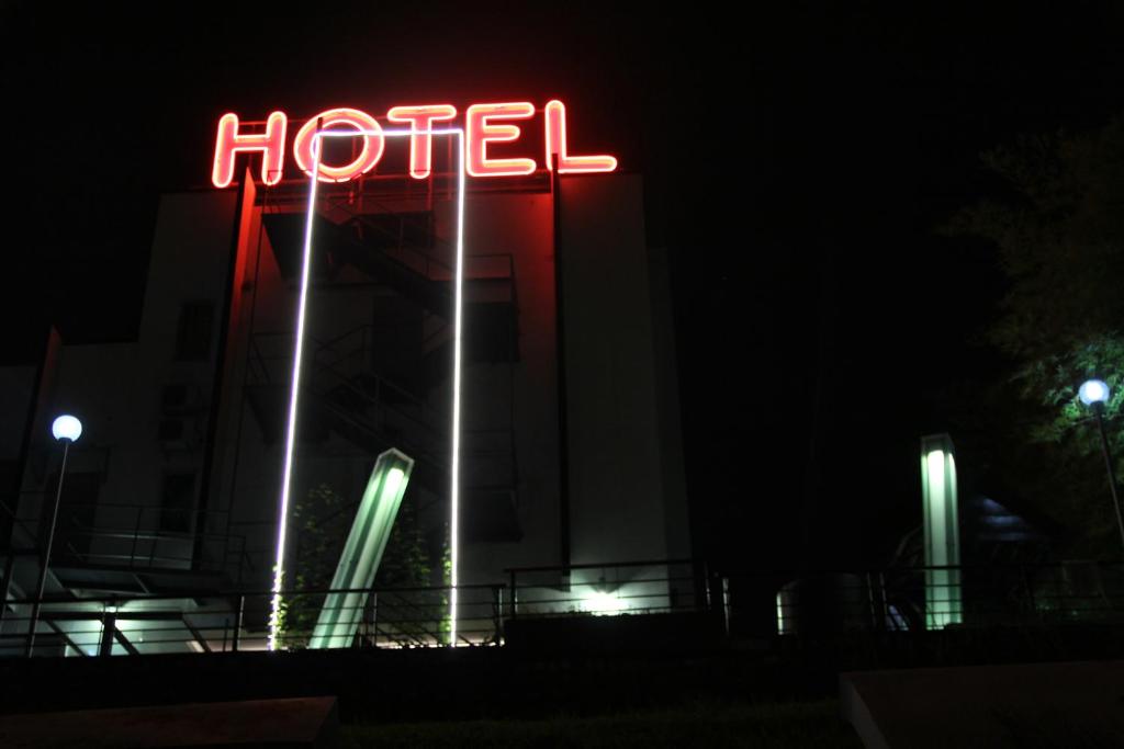Budova, kde se hotel nachází