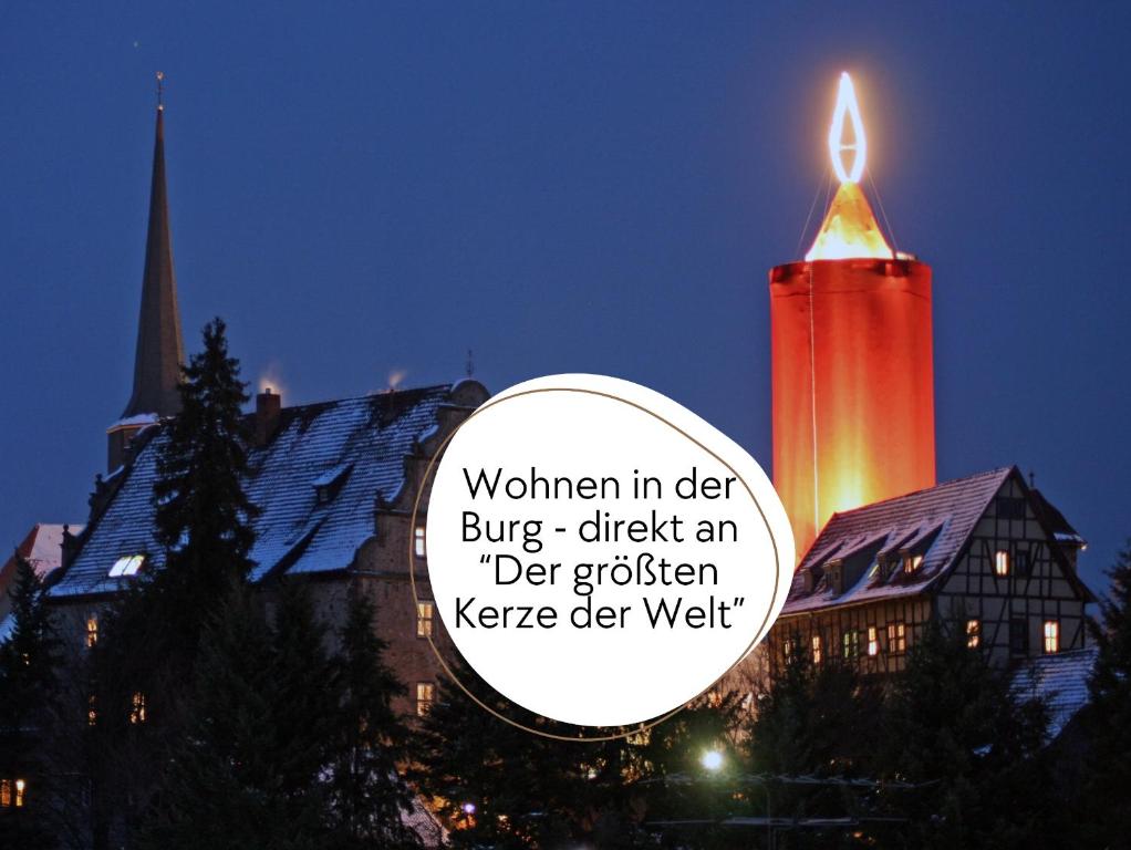 Fotografie z fotogalerie ubytování ALTE FÖRSTEREI - Elegantes Apartment in der historischen Hinterburg Schlitz - mit Aufzug, Parkplatz & Garten - Hunde willkommen & ohne Extrakosten v destinaci Schlitz